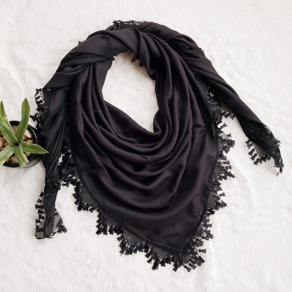 Accessories - Exotic Machine Stitch Lace Scarf